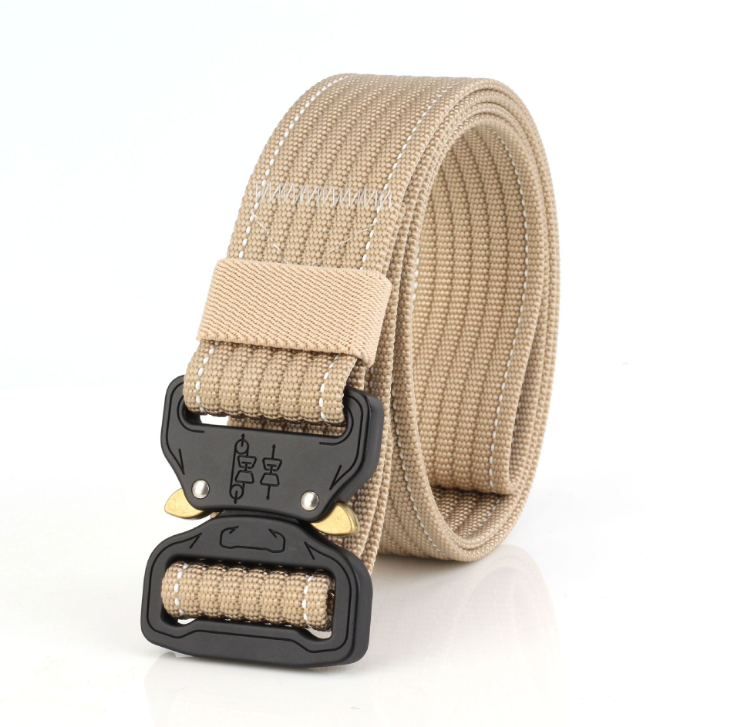 High Quality Male Tactical Army Belt made from durable 1000D nylon with a heavy-duty metal buckle, designed for comfort and quick-release functionality.