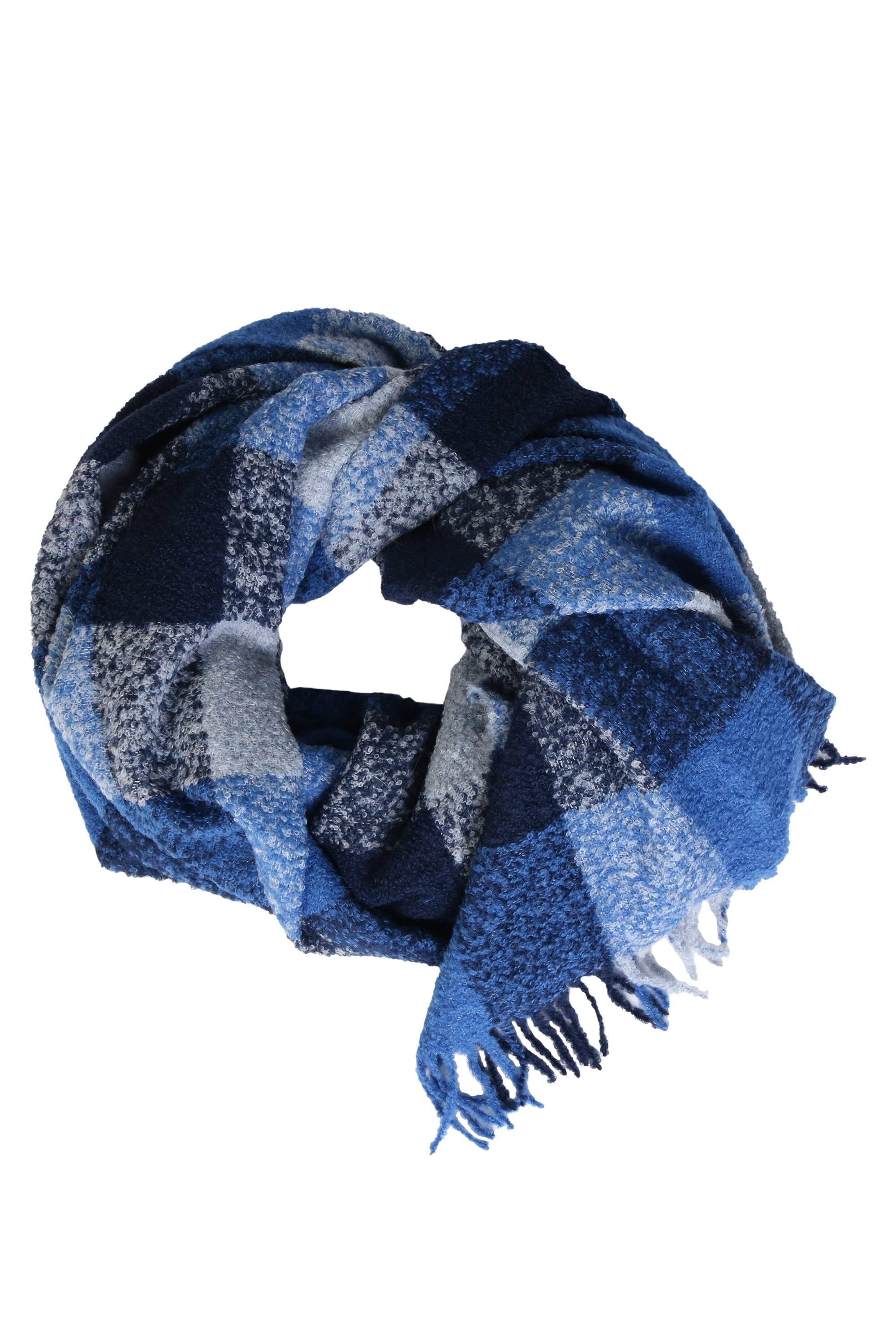 Luxurious blue grey checkered plaid made from 100% alpaca wool, perfect for autumn and winter.