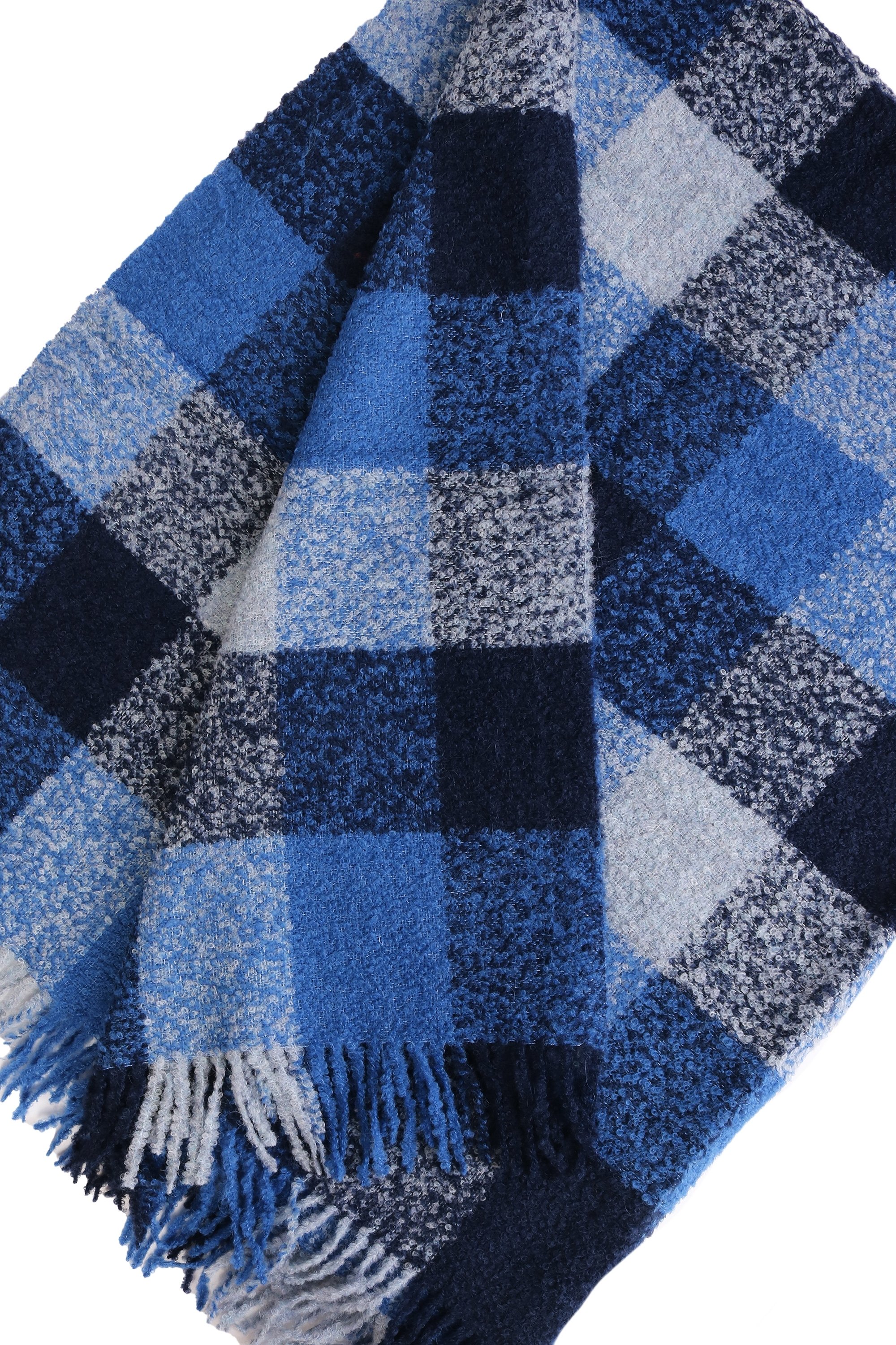 Luxurious blue grey checkered plaid made from 100% alpaca wool, perfect for autumn and winter.