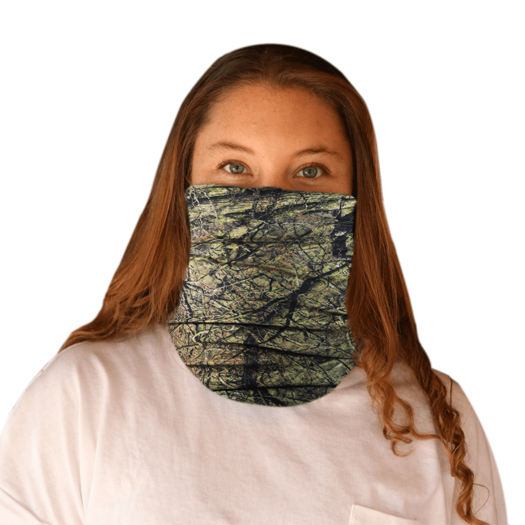 Real Tree Wrap multifunctional bandana in camouflage design, showcasing its versatility and breathable fabric.