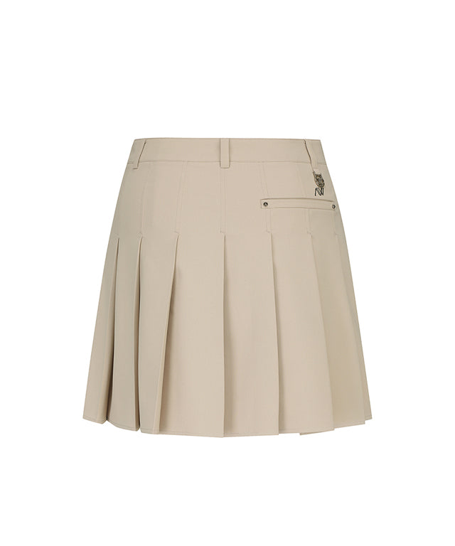 ANEW Golf Women's Buckle Decoration Pleats Skirt in Beige, showcasing pleats and buckle details.