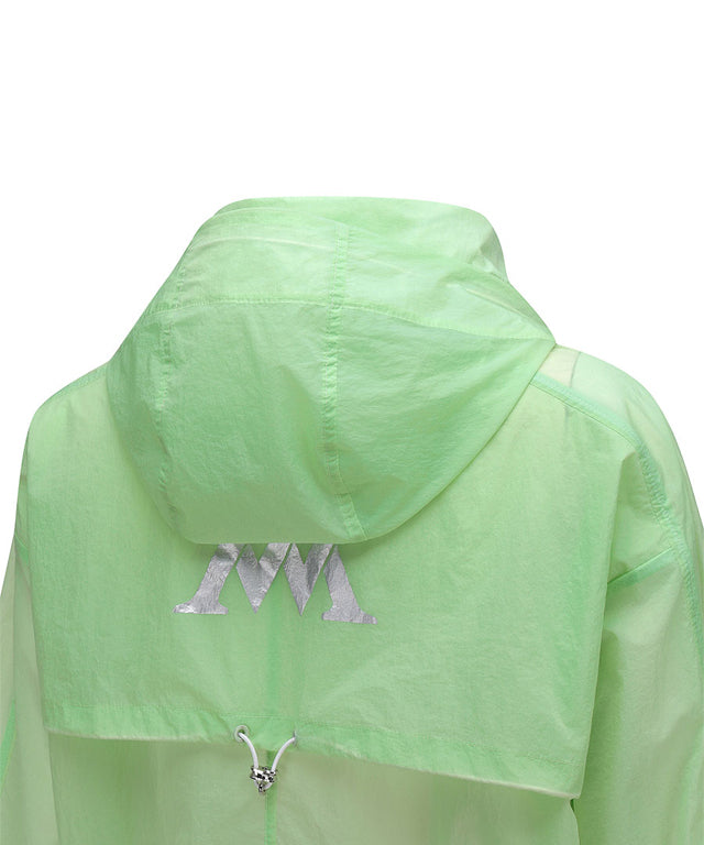 ANEW Golf Women Shirring Point Stingray Fit Jacket in lightweight nylon, featuring a stylish hood and logo decoration.