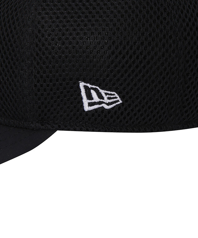 ANEW x NEWERA RC950 Mash Snapback Unst in black with a matte logo and ventilation holes at the back.