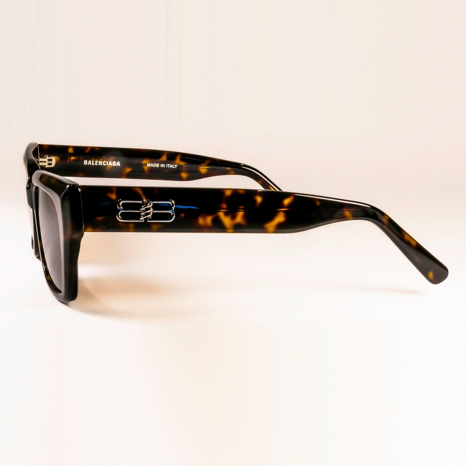 BALENCIAGA SUNGLASSES BB0272SA featuring a rectangular acetate frame with premium lenses.