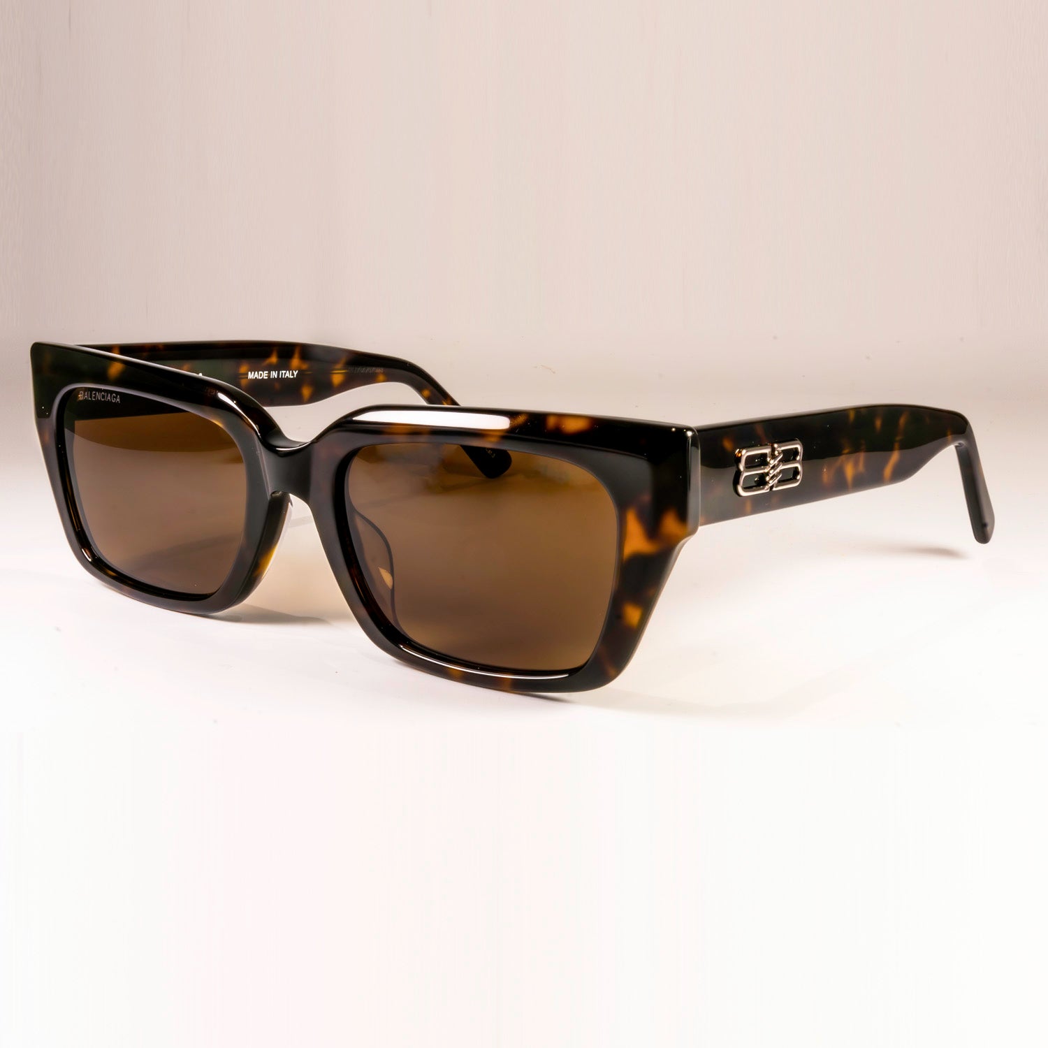 BALENCIAGA SUNGLASSES BB0272SA featuring a rectangular acetate frame with premium lenses.