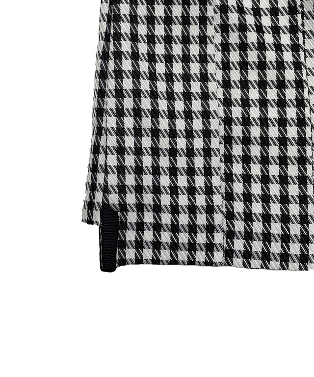 BENECIA 12 Avenue Check Culottes in Black, featuring a stylish check pattern and comfortable fabric blend.