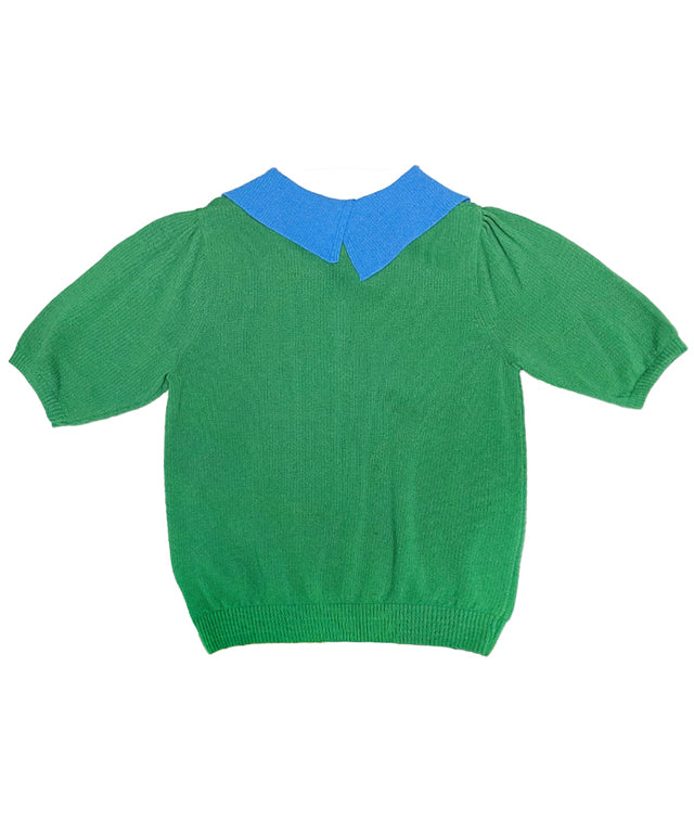 BENECIA 12 Big Collar One Button in Green, showcasing its elegant design and vibrant color.