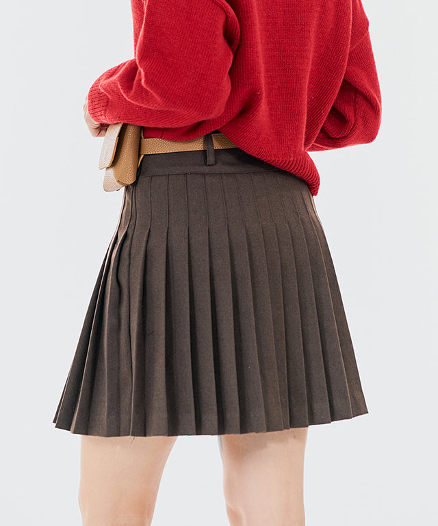 BENECIA 12 Cera Skirt in Brown, showcasing its elegant design and fabric texture.