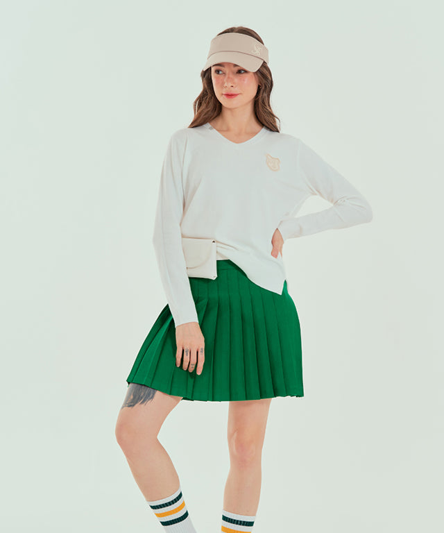 BENECIA 12 Cera Skirt in Green, showcasing its elegant design and fabric texture.