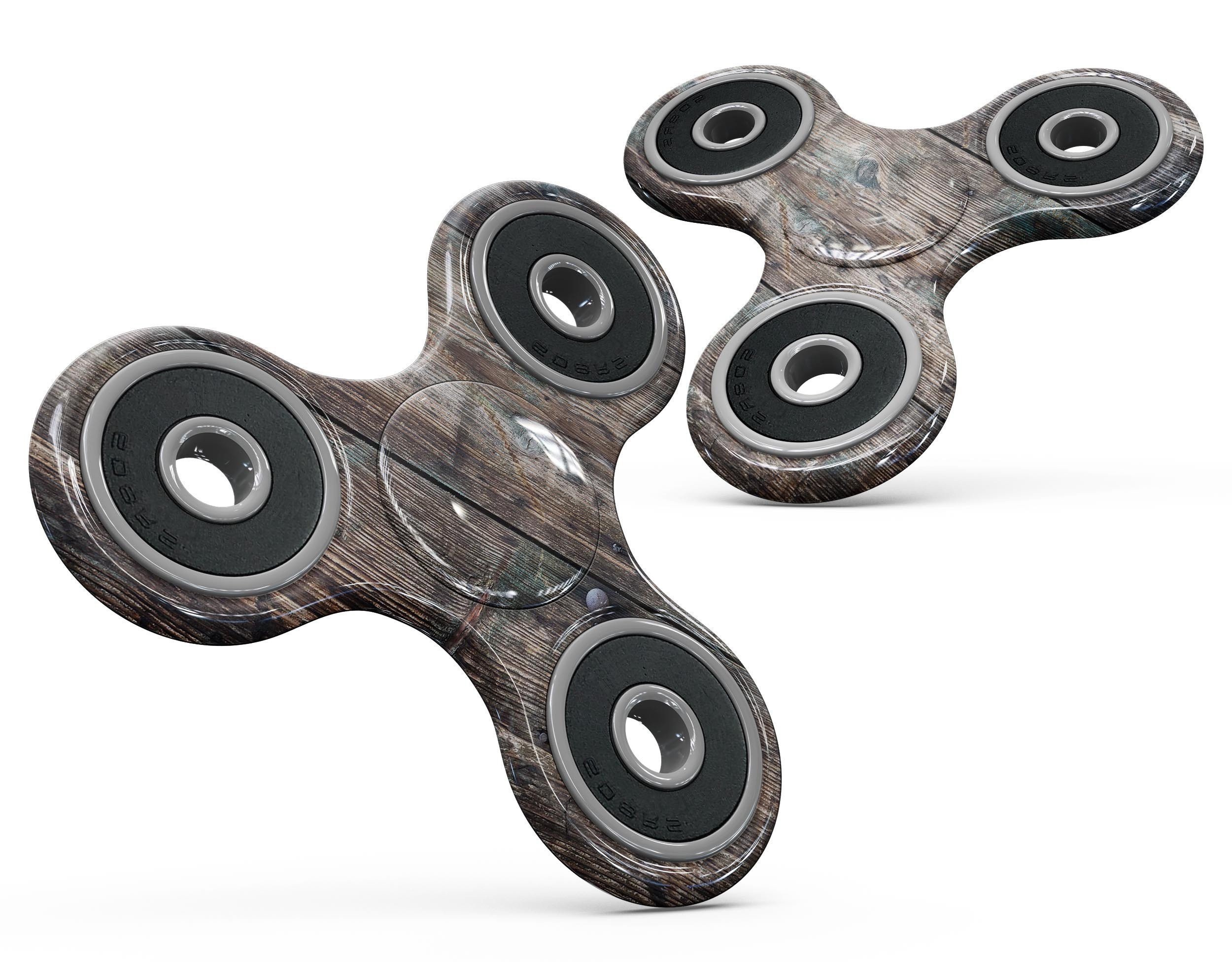 Bolted Horizontal Woodgrain Full-Body Fidget Spinner Skin-Kit showcasing a stylish woodgrain design for personalization and protection.