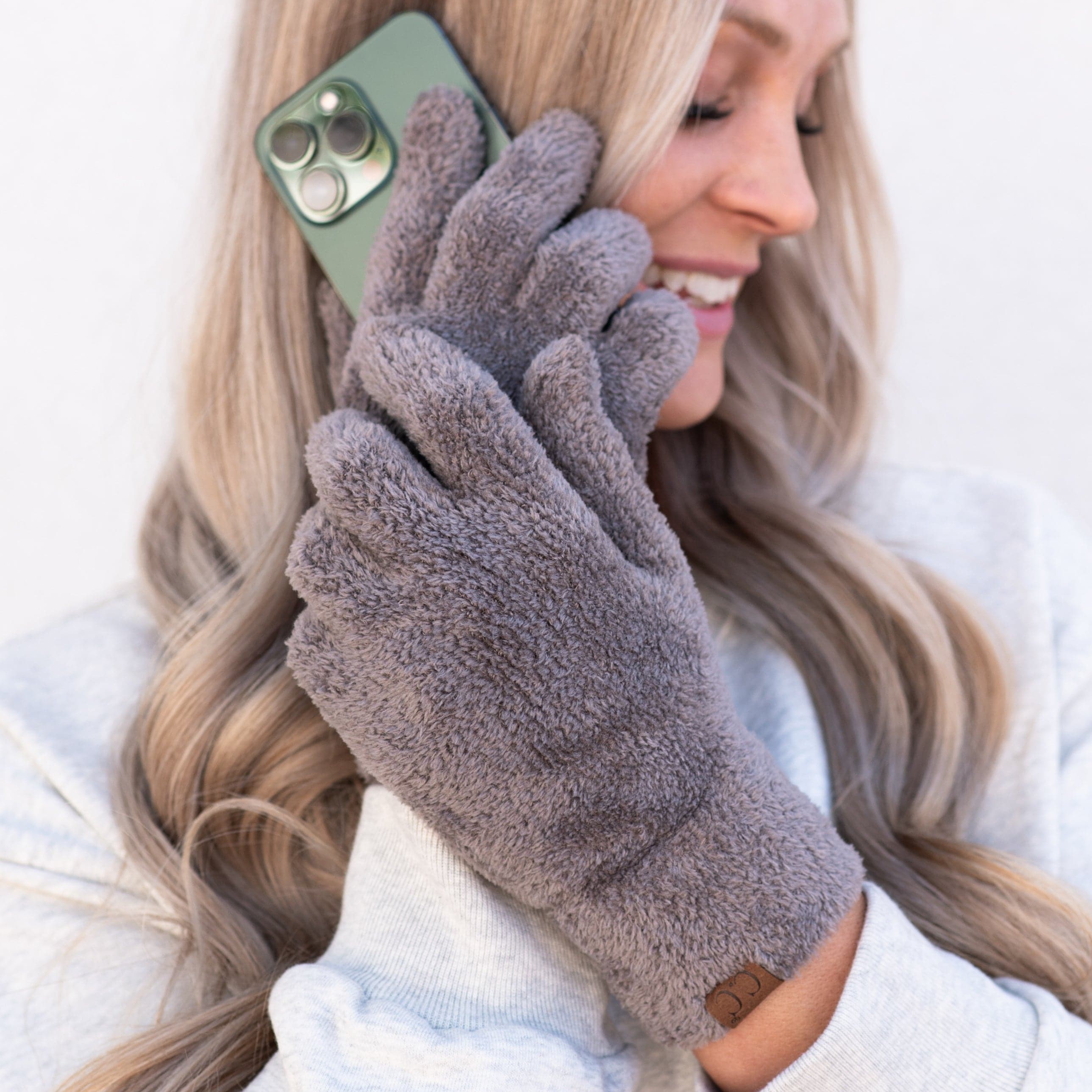 A pair of CC Plush Chenille Gloves in soft, cozy chenille material, showcasing their Tech Touch compatibility and stylish design.