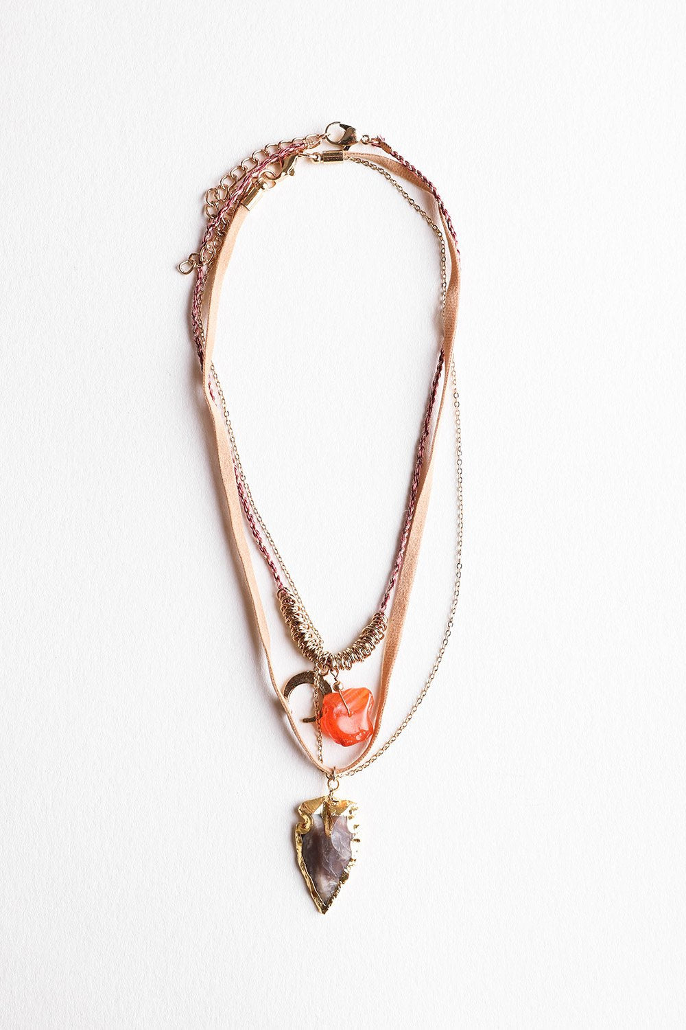 Carnelian and brown agate suede necklace with gold chain, showcasing vibrant gemstones and bohemian style.