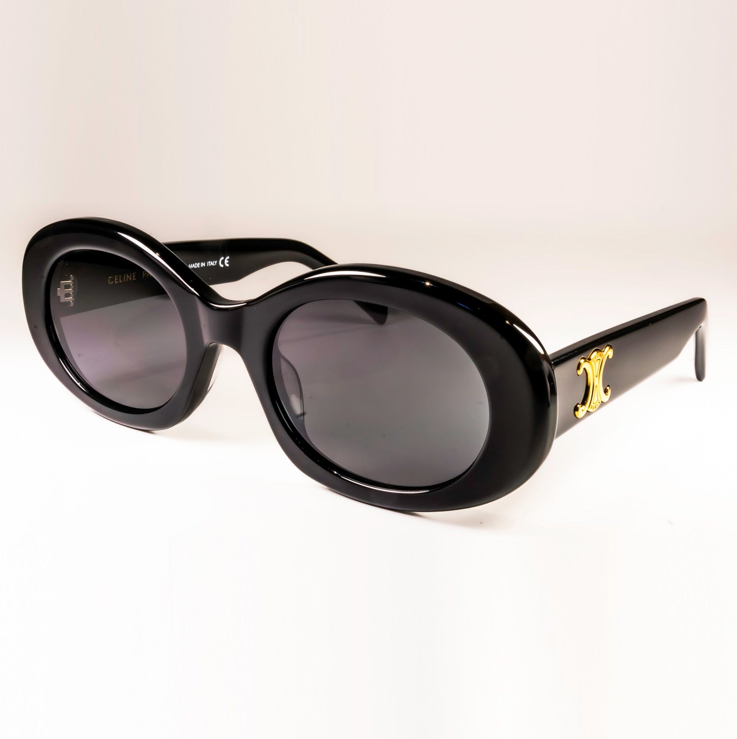 Celine CL40194U Sunglasses featuring a full rim round frame made of acetate, showcasing a stylish and elegant design.