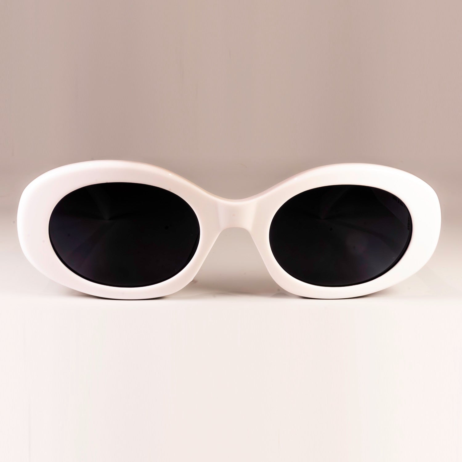 Celine CL40194U Sunglasses featuring a full rim round frame made of acetate, showcasing a stylish and elegant design.