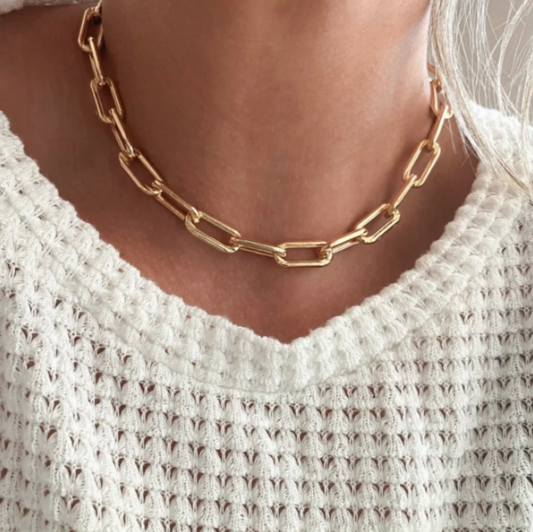 A stylish chunky chain necklace with bold links, perfect for enhancing any outfit.