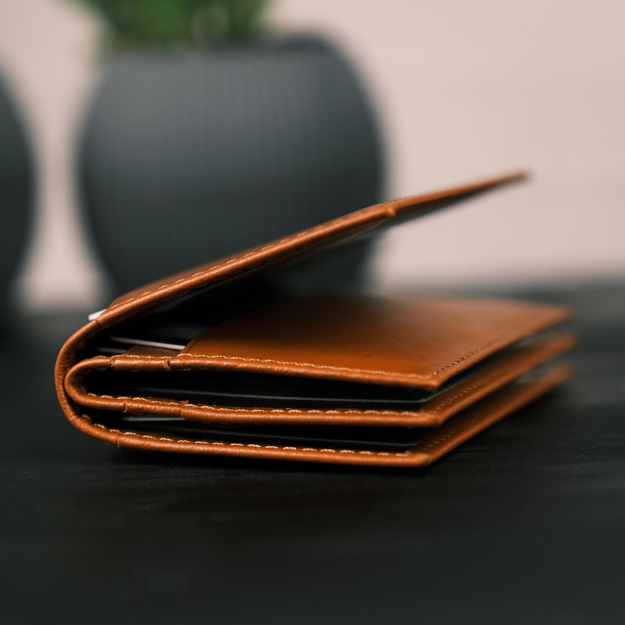 Denver Luxury Full-Grain Leather Cardholder for Men, showcasing its sleek design and premium leather texture.