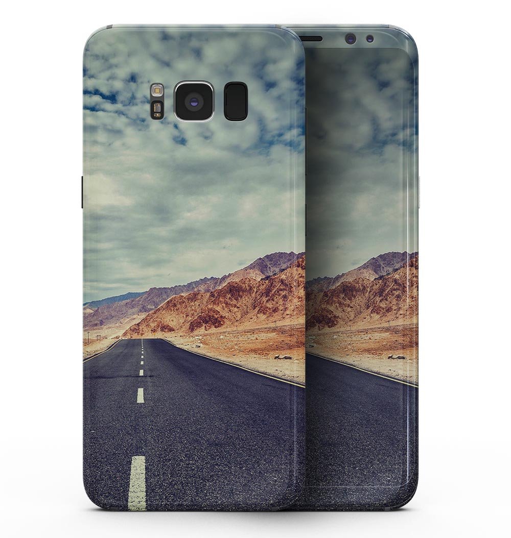 Desert Road Full-Body Skin Kit for Samsung Galaxy S8, showcasing its stylish design and premium vinyl material.