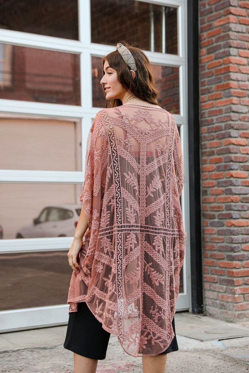 A lightweight embroidered mesh leaf kimono in various colors, perfect for spring and summer outfits, featuring intricate leaf patterns.