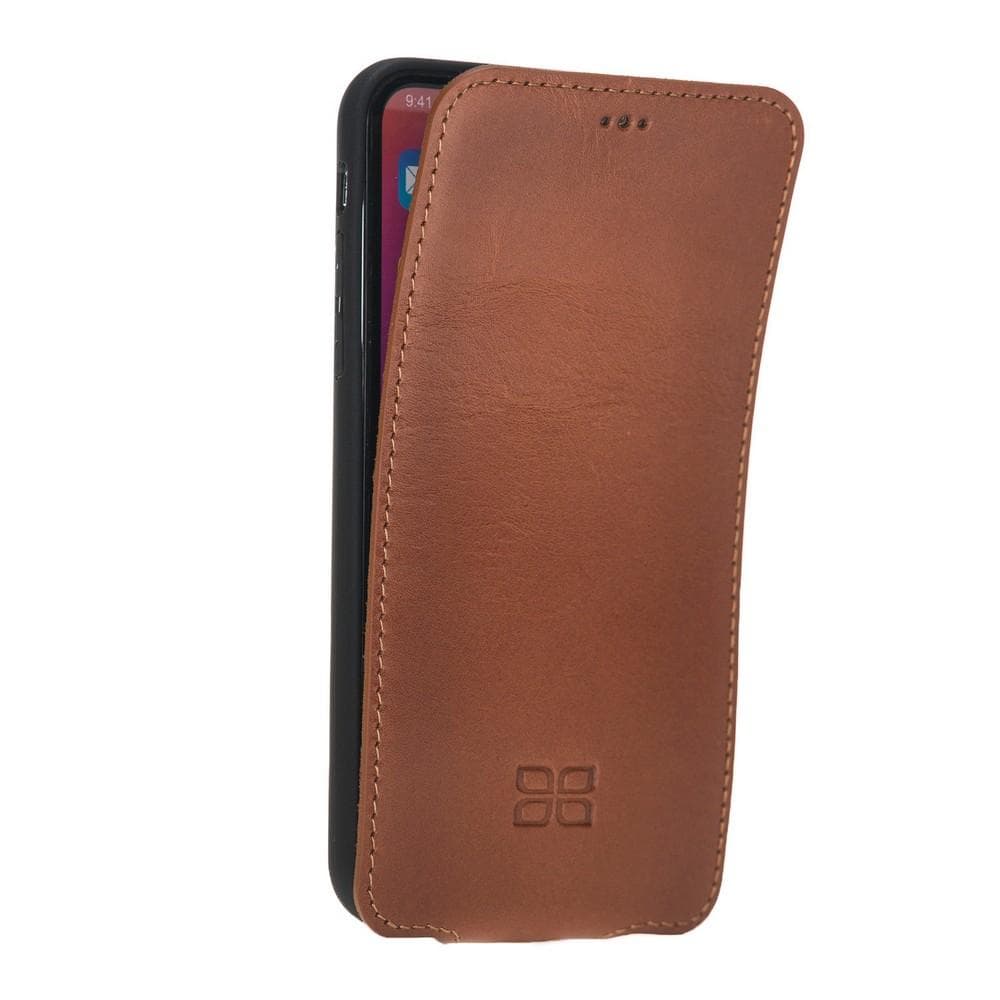 Bouletta Flip Leather Case for Apple iPhone X and XS in elegant design, showcasing natural leather and magnetic closure.