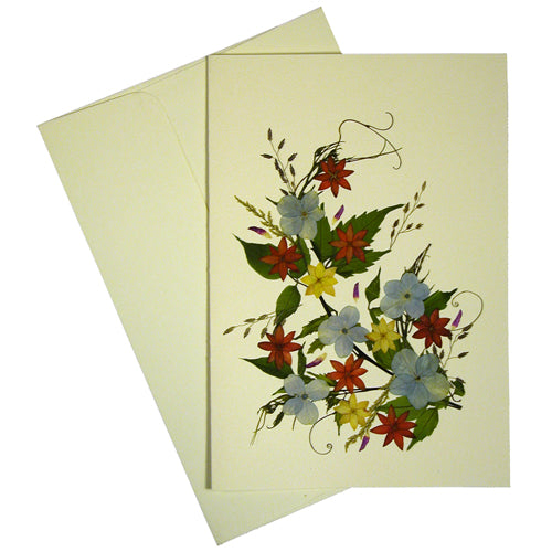 A beautifully handcrafted Floral Gift Card featuring dried flowers and plants, showcasing unique artistry from El Salvador.