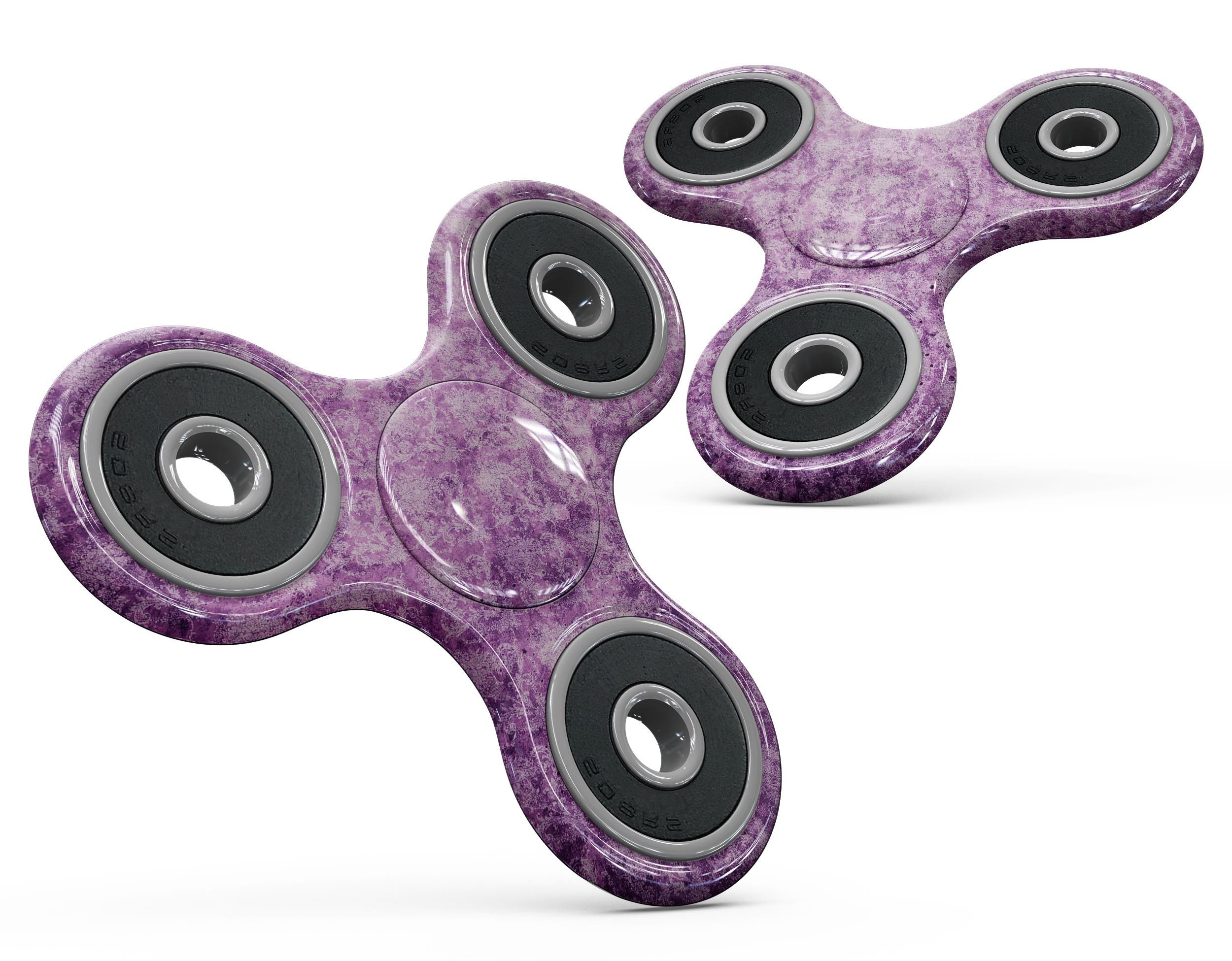 Grungy Violet Damask Pattern Full-Body Skin-Kit for fidget spinners, showcasing a stylish design with vibrant colors and intricate patterns.