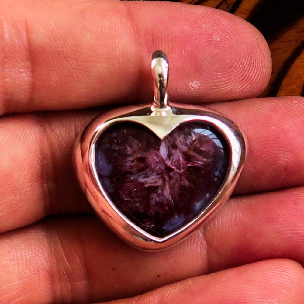 Sterling Silver Heart Pendant featuring a purple Druzy Agate cabochon, elegantly designed for love and beauty.