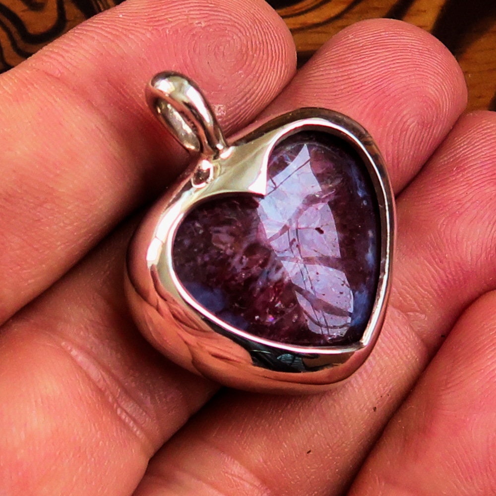 Sterling Silver Heart Pendant featuring a purple Druzy Agate cabochon, elegantly designed for love and beauty.