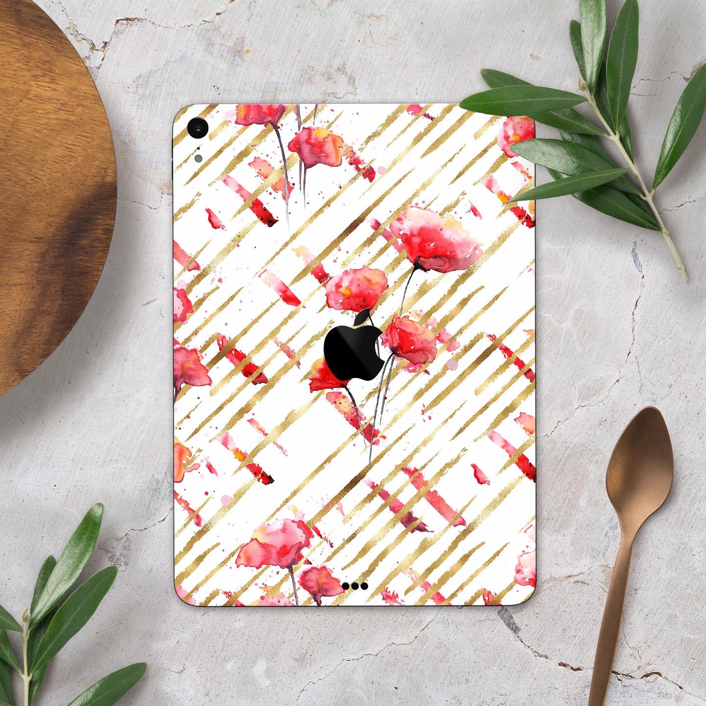 Karamfila Watercolo Poppies V10 full-body skin decal for Apple devices, featuring vibrant poppy design and premium 3M materials.