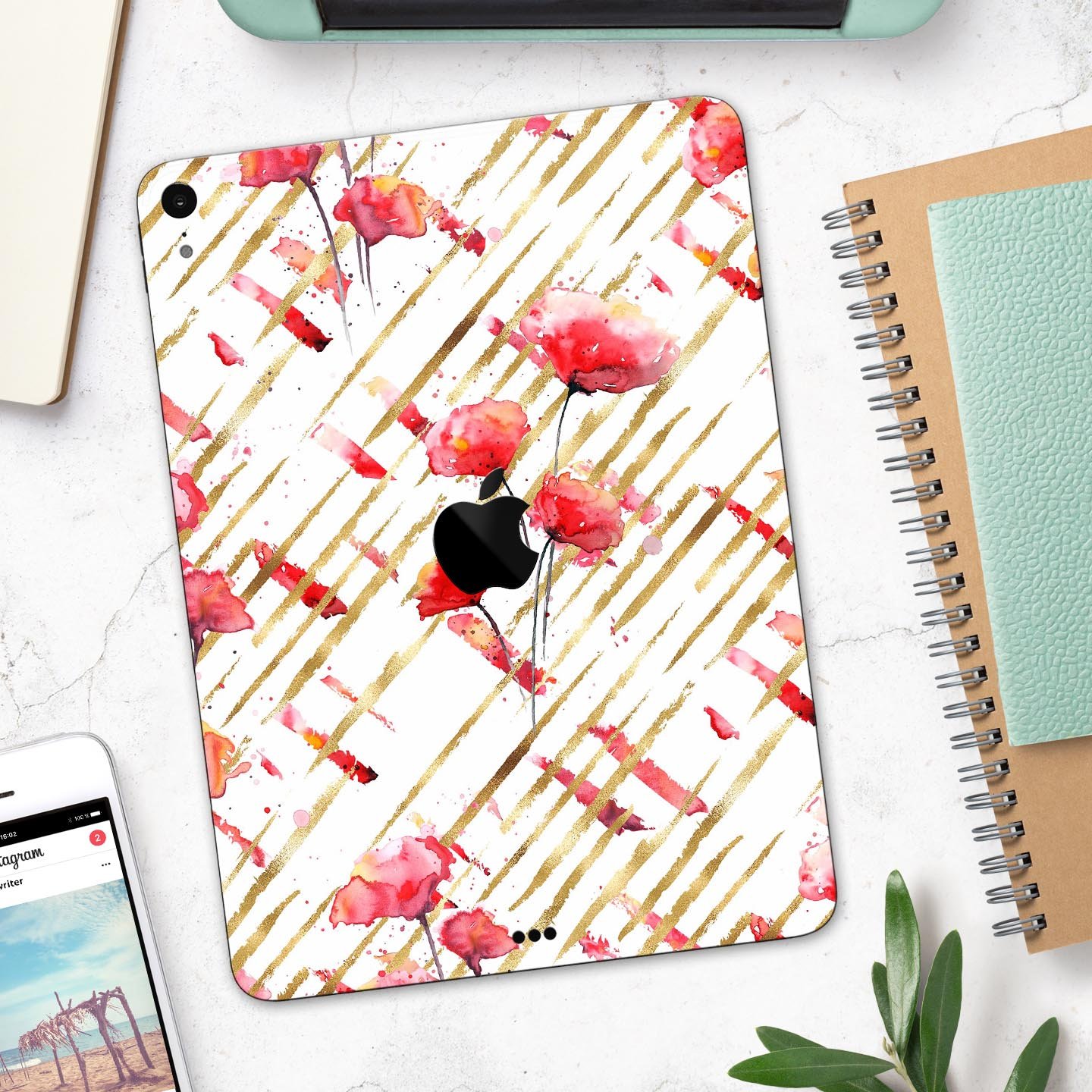 Karamfila Watercolo Poppies V10 full-body skin decal for Apple devices, featuring vibrant poppy design and premium 3M materials.