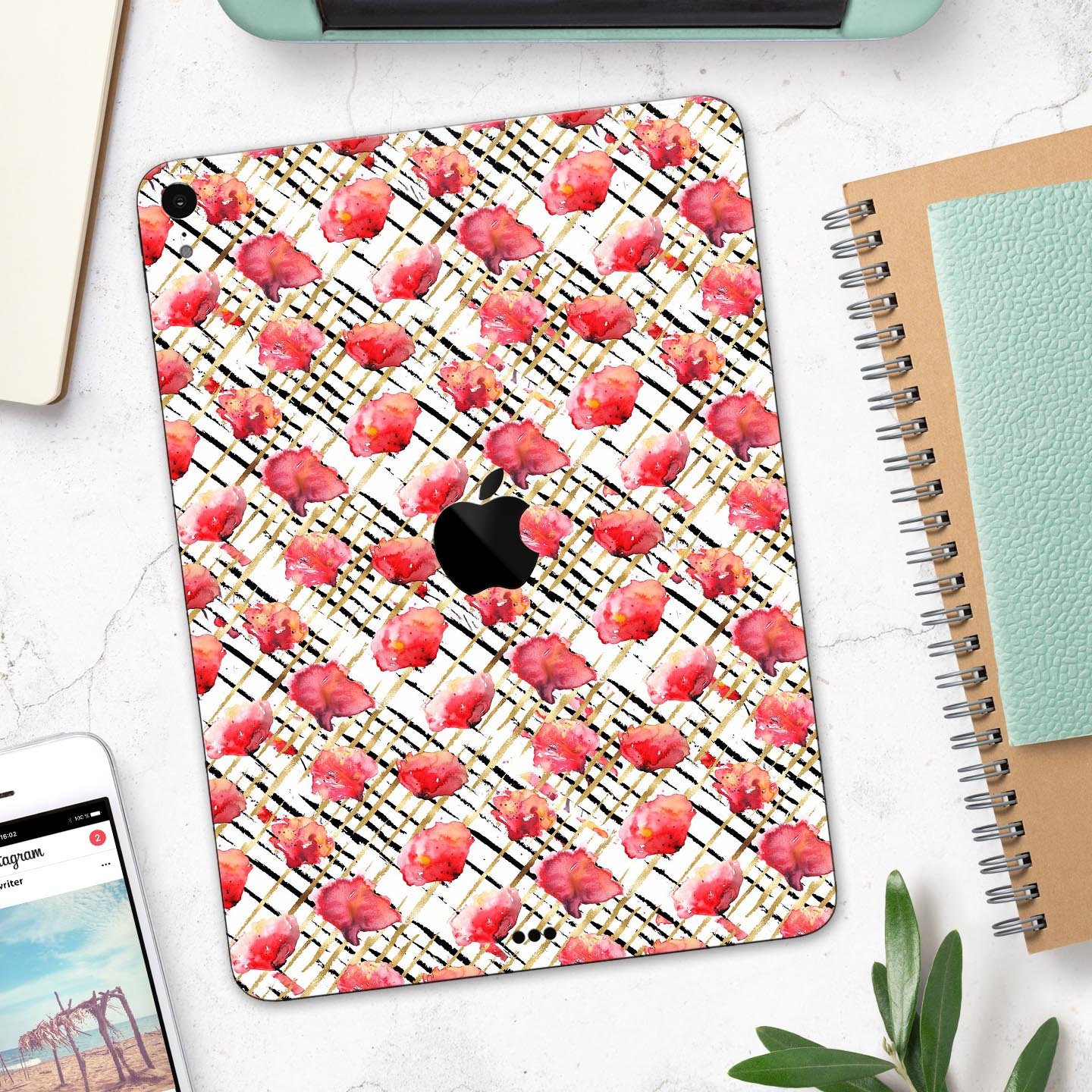 Karamfila Watercolo Poppies V24 full-body skin decal for Apple devices, featuring vibrant poppy design and premium 3M materials.