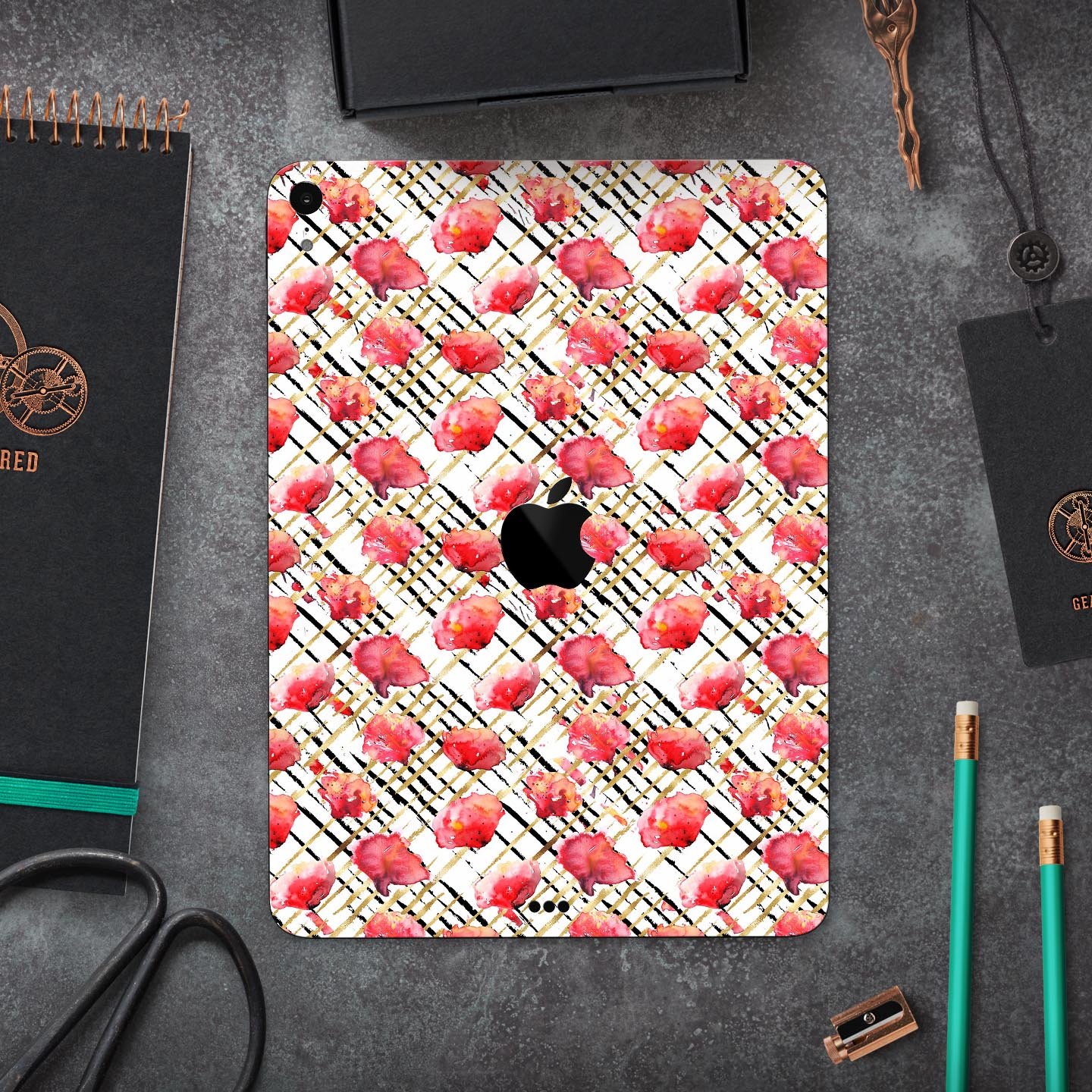 Karamfila Watercolo Poppies V24 full-body skin decal for Apple devices, featuring vibrant poppy design and premium 3M materials.