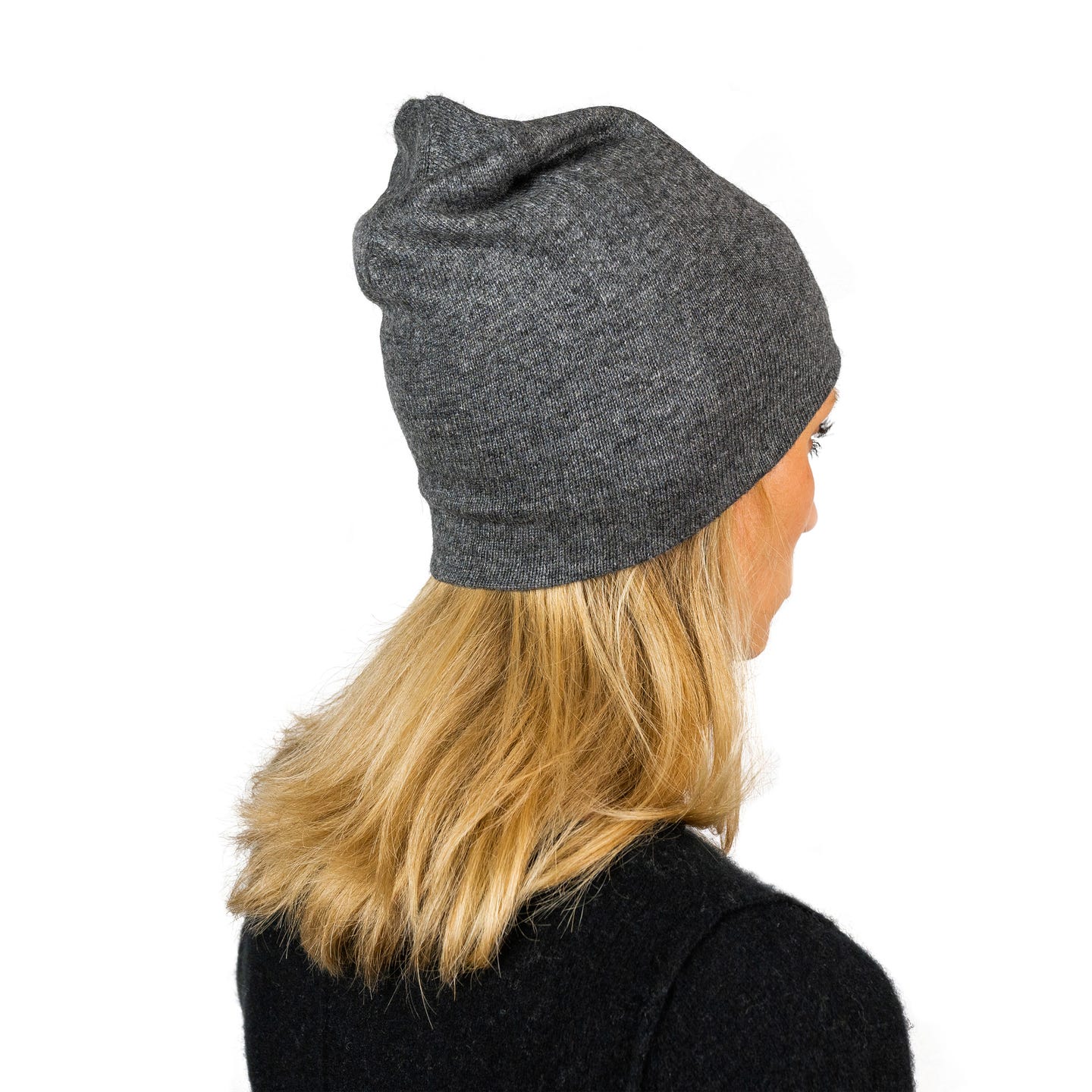 Elegante dunkelgraue Kaschmirmütze Beanie, handgewebt in Nepal, aus 100% Kaschmir, leicht und unisex.