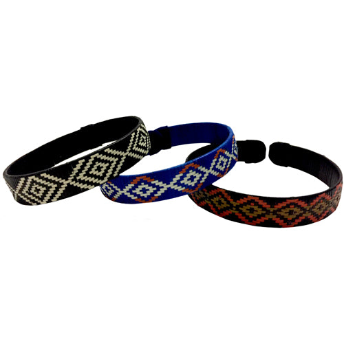 Medium Cana Flecha Bracelet handcrafted from sustainable Caña Flecha by Zenu Tribe artisans, featuring unique geometric patterns.