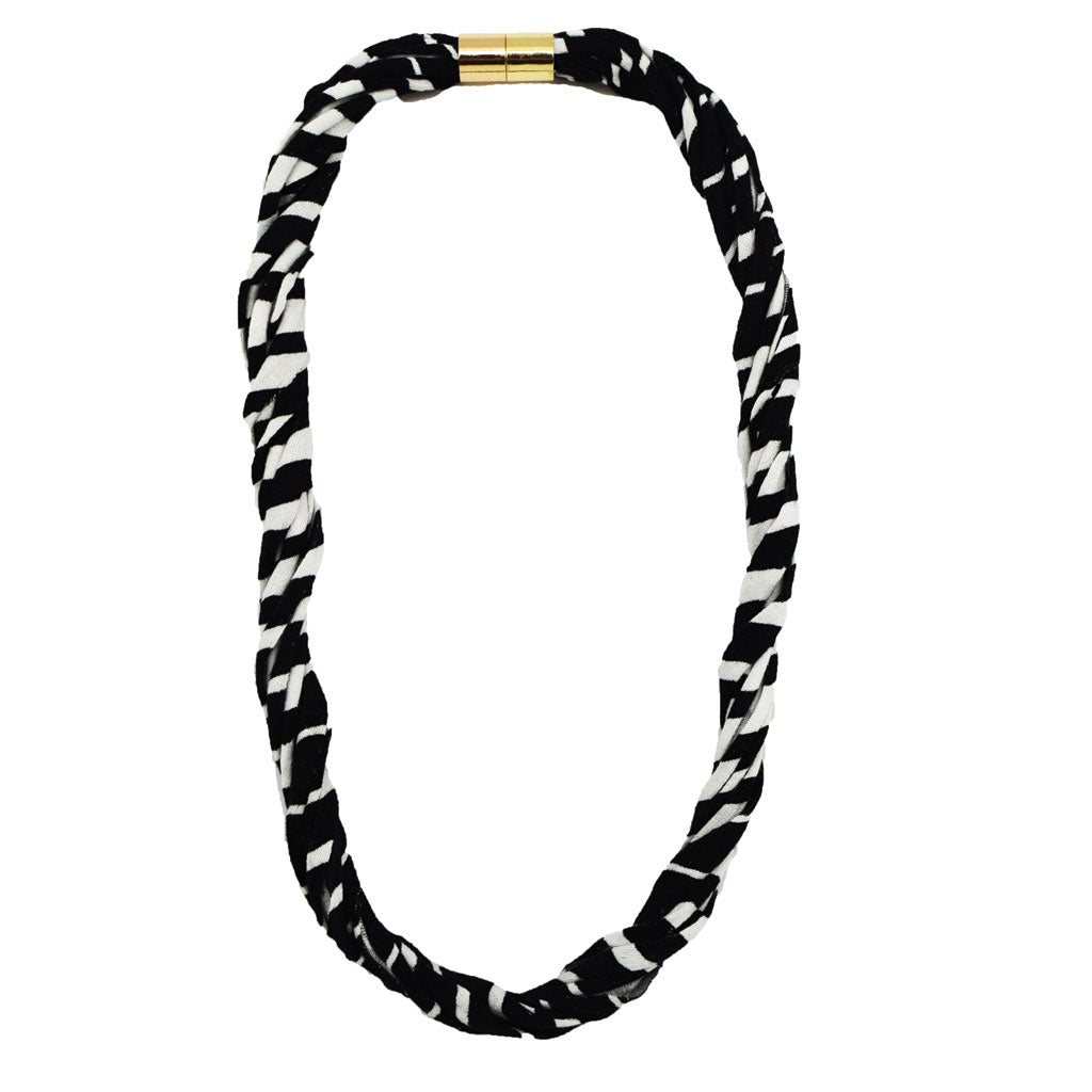 Minnie - Geo multifunctional accessory featuring a UV eco-friendly magnetic clasp, styled as a necklace and bracelet.