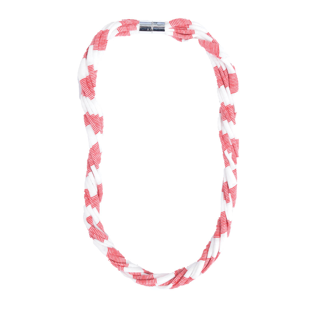 Minnie - Geo multifunctional accessory featuring a UV eco-friendly magnetic clasp, styled as a necklace and bracelet.