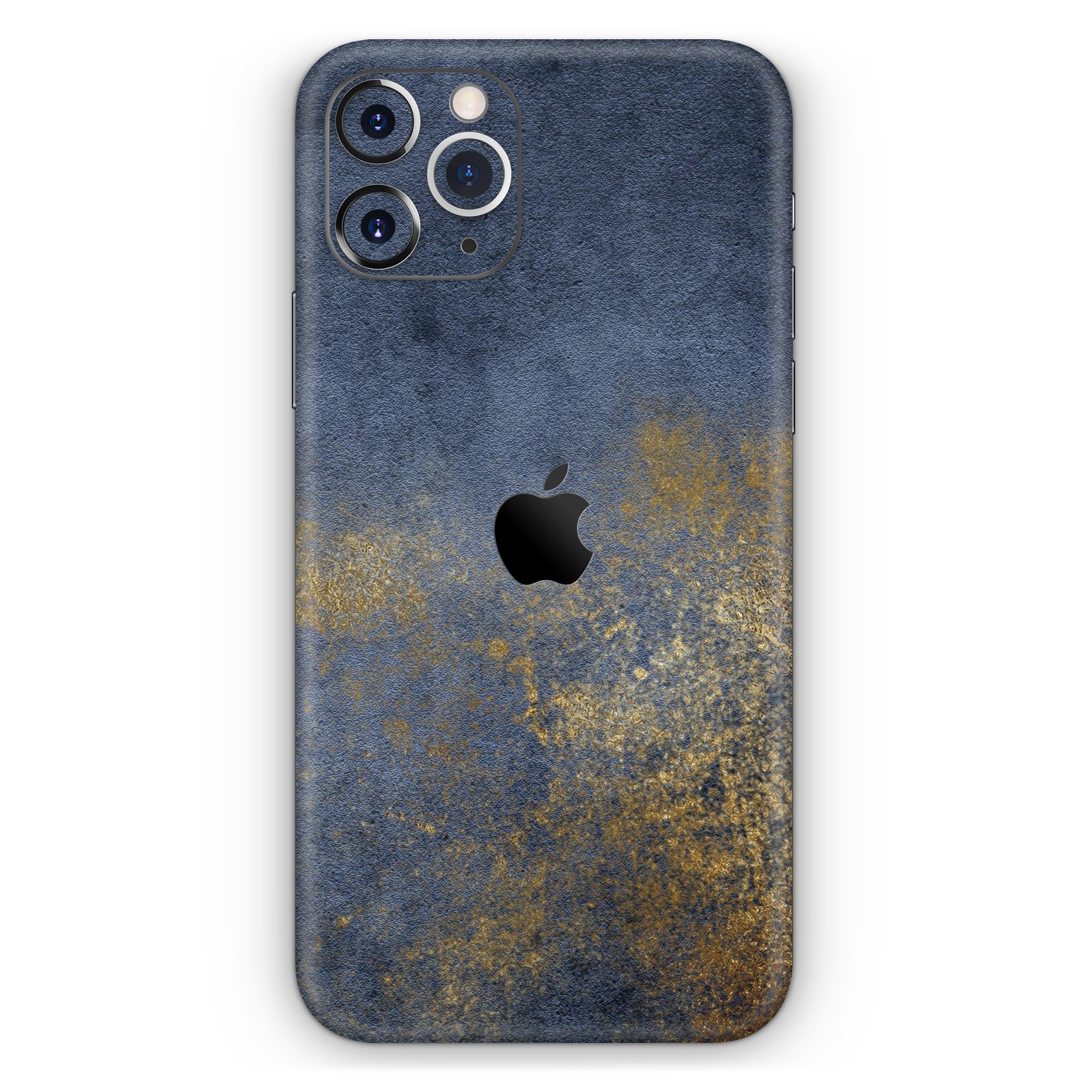 Navy Gold Foil Skin-Kit for Apple iPhone 14 and 13, showcasing a stylish design with premium vinyl finish.