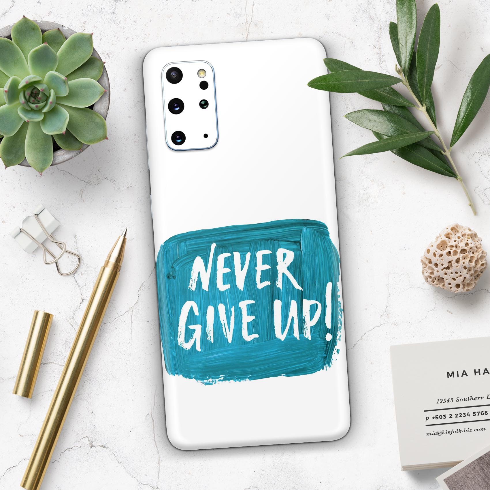 Never Give Up! Skin-Kit for Samsung Galaxy S20 featuring a stylish design and premium vinyl material.