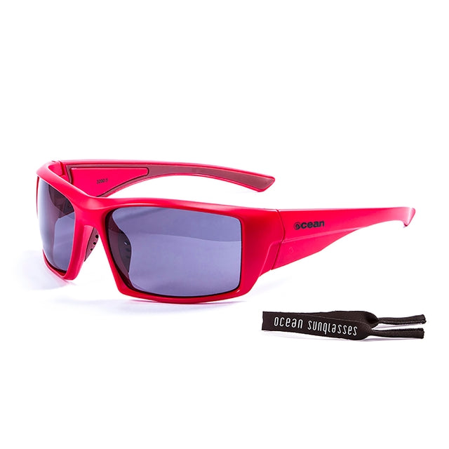 OCEAN GLASSES ARUBA 3200.5 in vibrant red color with full-rimmed warp frame design, suitable for unisex wear.