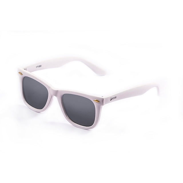 OCEAN GLASSES CAPE TOWN 17100.3 featuring a full-rimmed rectangular frame in elegant white, suitable for unisex wear.