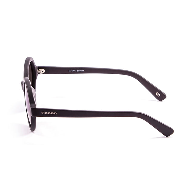 OCEAN GLASSES JAPAN 4000.1 featuring a full-rimmed round frame in black acetate, suitable for unisex wear.