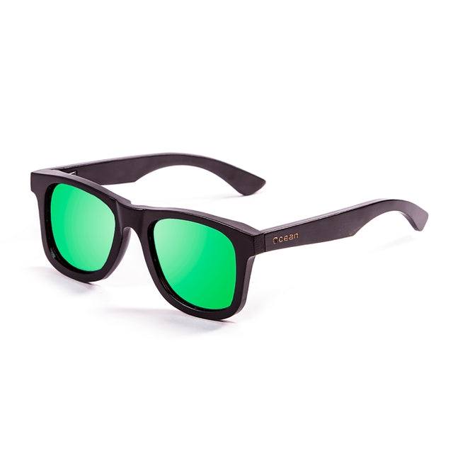 OCEAN GLASSES KENEDY 53001.1 featuring a full-rimmed black wooden frame, perfect for unisex wear.