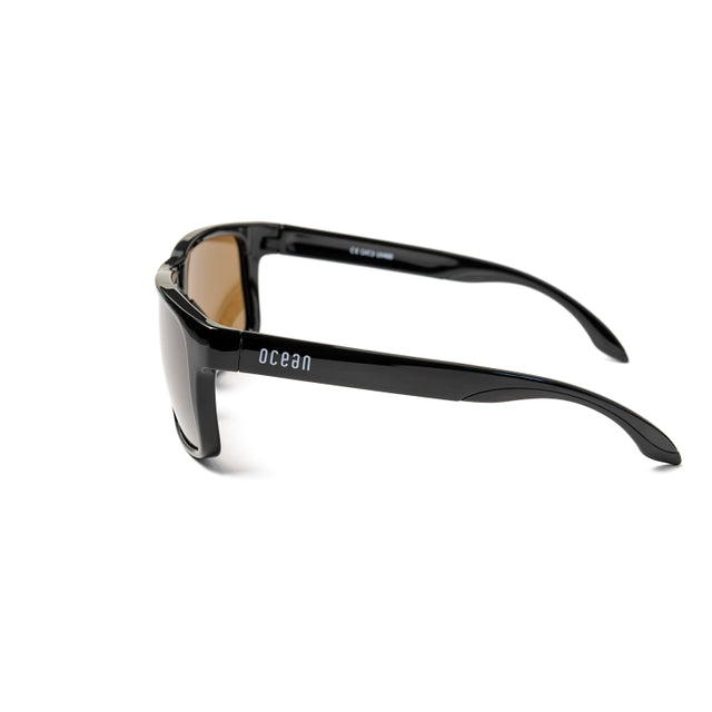 OCEAN GLASSES WAIMEA 77.2 full-rimmed rectangular glasses in black, showcasing a stylish and modern design.