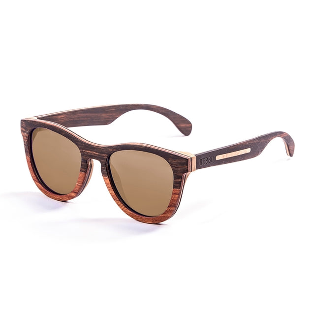 OCEAN GLASSES WEDGE 66000.0 featuring a full-rimmed round design in brown, made from durable plastic, suitable for unisex wear.