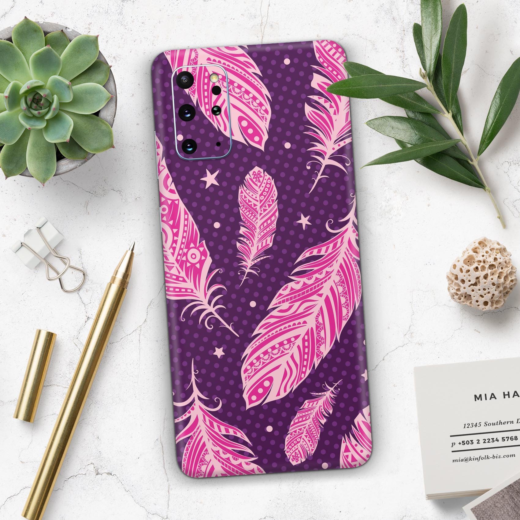 Pink Aztec Feather Galore Skin-Kit for Samsung Galaxy S-Series, showcasing vibrant colors and intricate feather design.