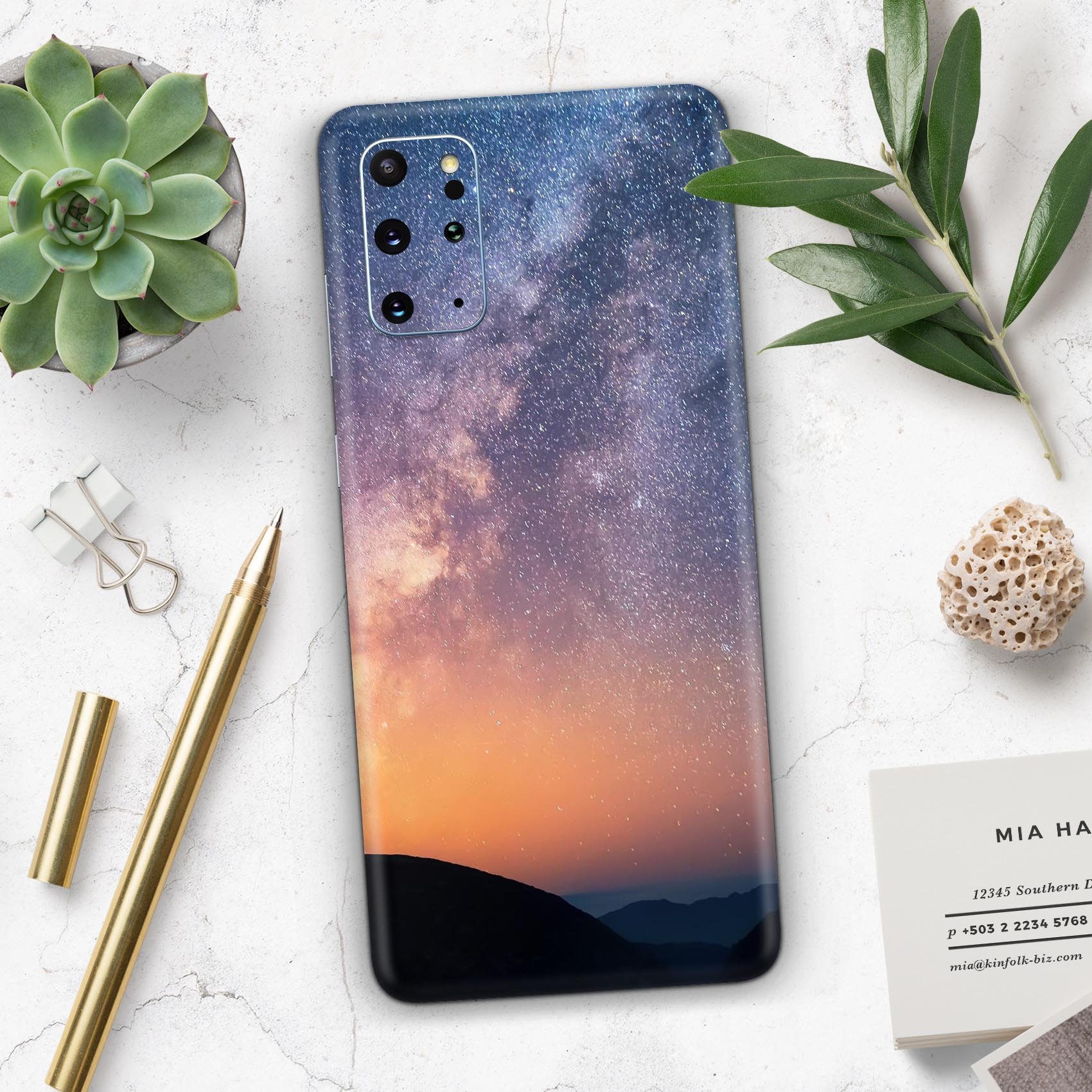 Reach for the Stars Skin-Kit for Samsung Galaxy S20, featuring a vibrant design and premium vinyl material for protection and style.