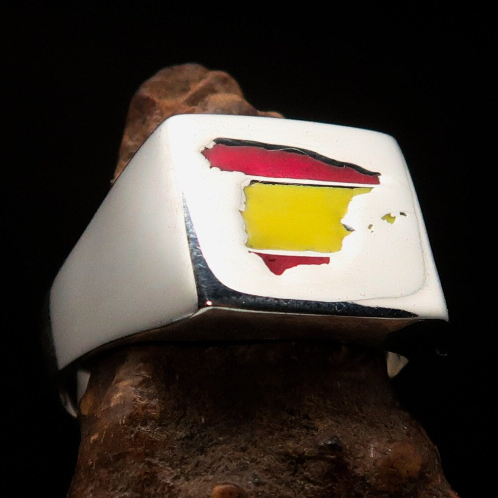 Stylish Spanish Flag Ring made of sterling silver with an engraved flag design, perfect for men.