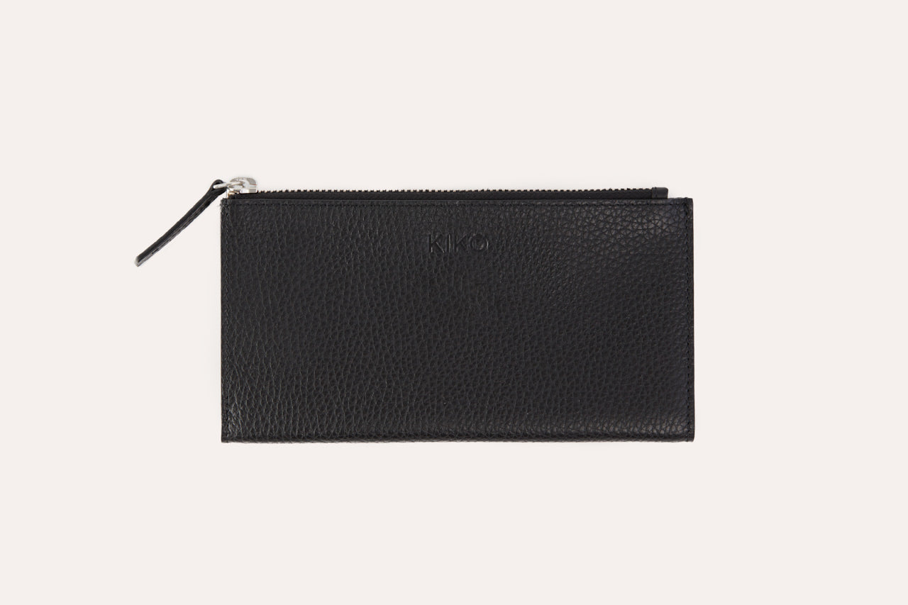 Top Zip Wallet made of genuine pebble leather with multiple card slots and a zip coin pouch.