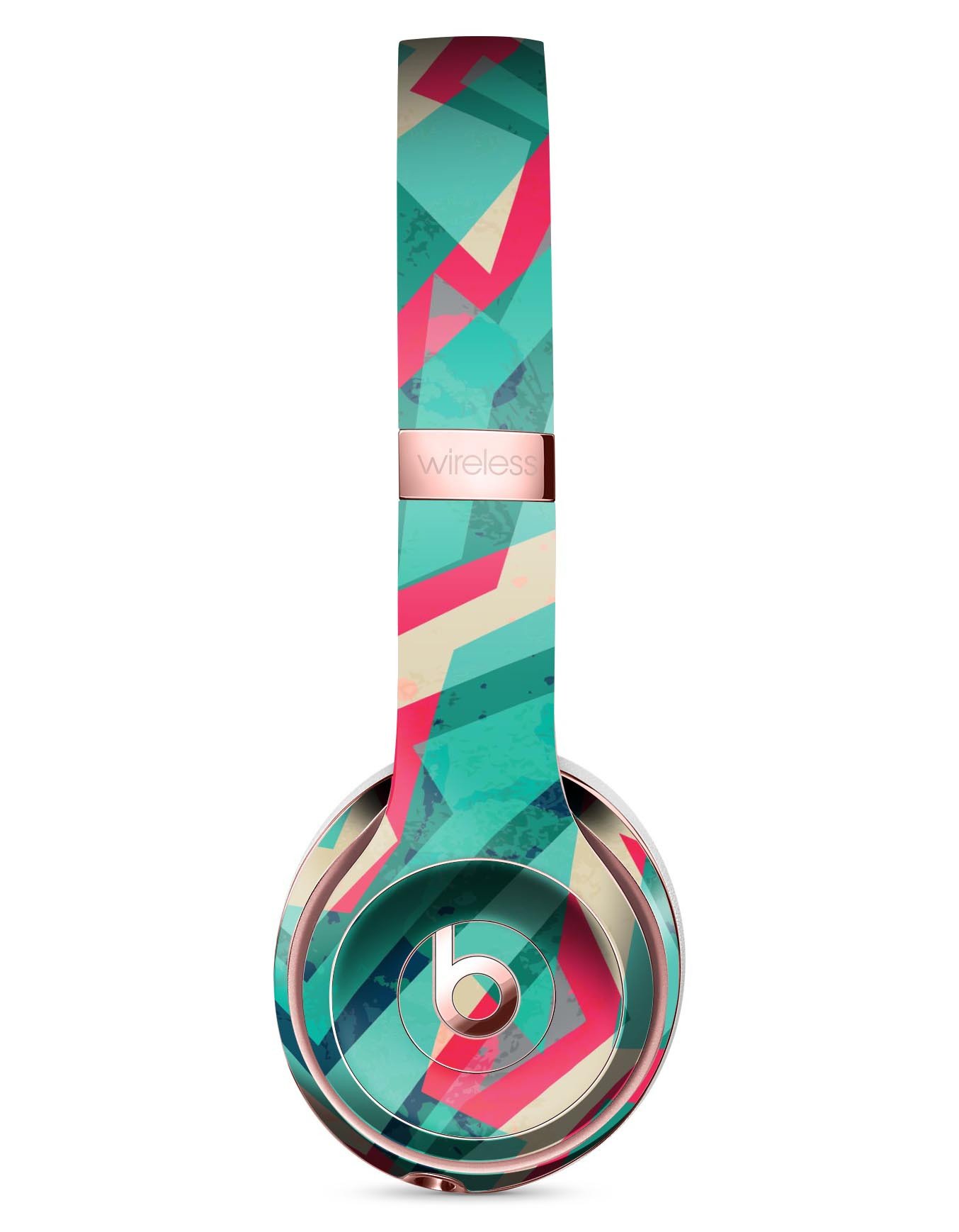 Trippy Retro Pattern Full-Body Skin Kit for Beats by Dre Solo 3, showcasing vibrant colors and stylish design.