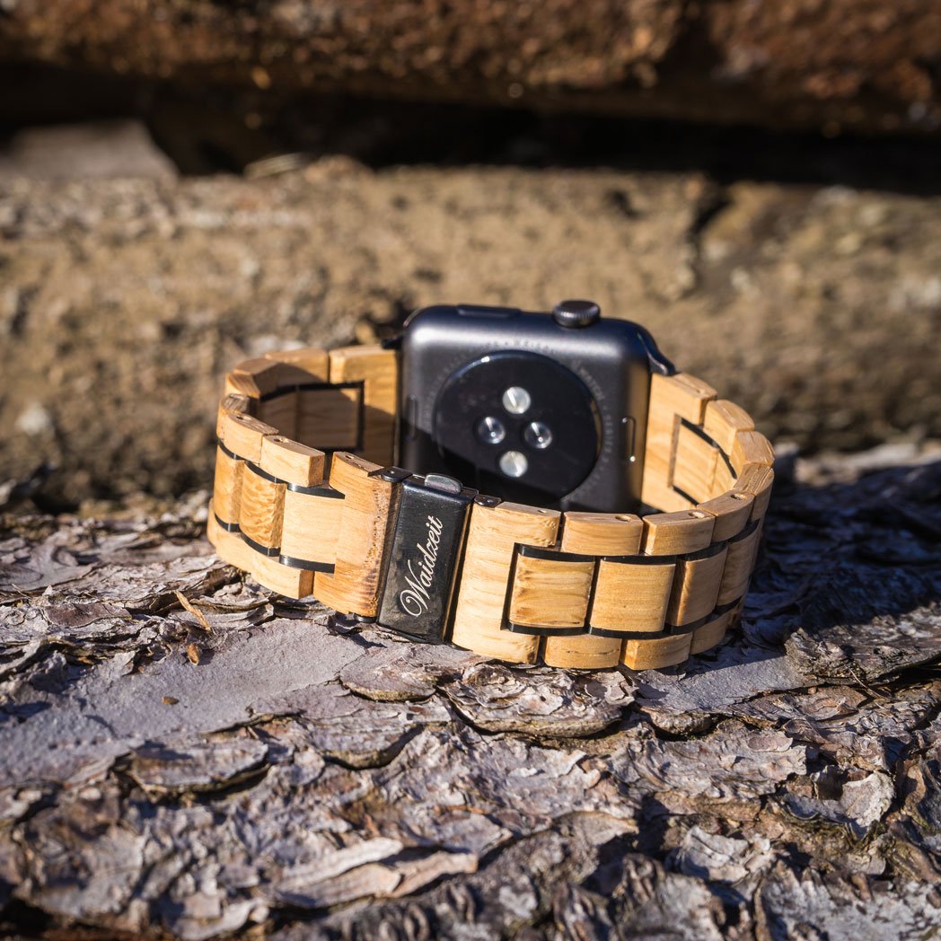 Waidzeit Smartwatch strap made from barrique wine barrel wood, showcasing its unique texture and color, designed for Apple Watch.