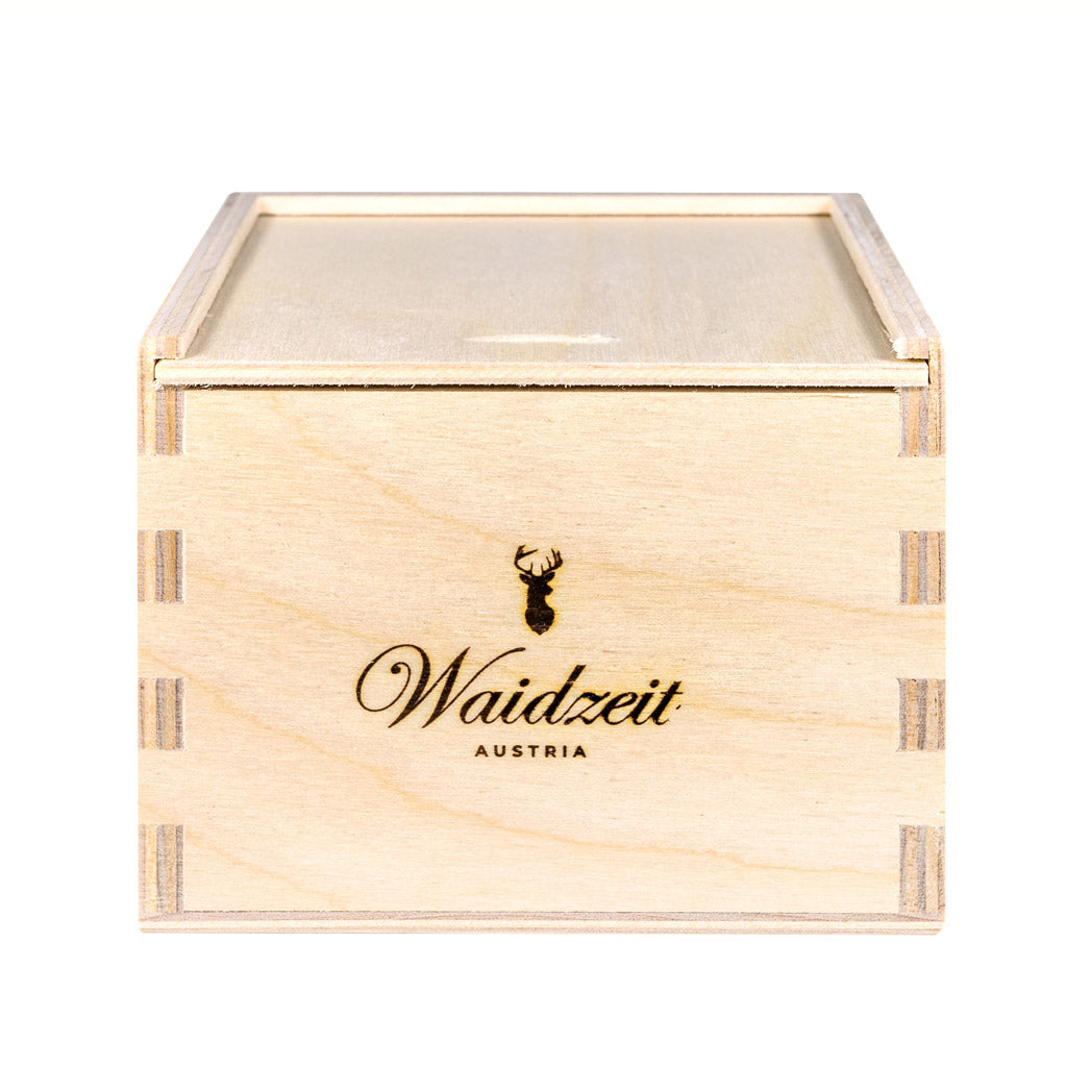 Waidzeit Wine Princess Blanc wooden watch featuring a mother-of-pearl dial, silver vine leaf, and crystal stones, elegantly designed for wine lovers.